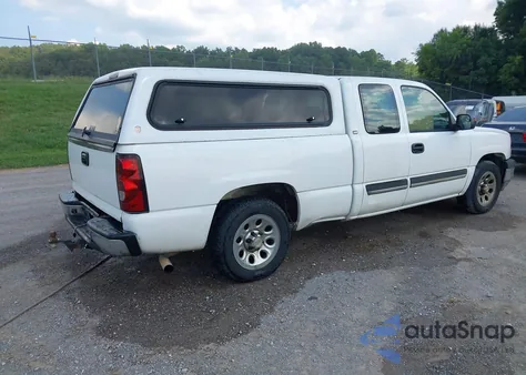 2005 Chevrolet Silverado 1500 from USA, damaged, VIN 1GCEC19VX5Z223117